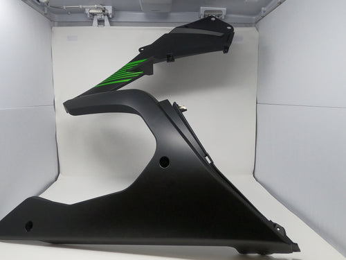 X19 200cc Automatic Motorcycle | Right Middle Fairing (03010678) Green