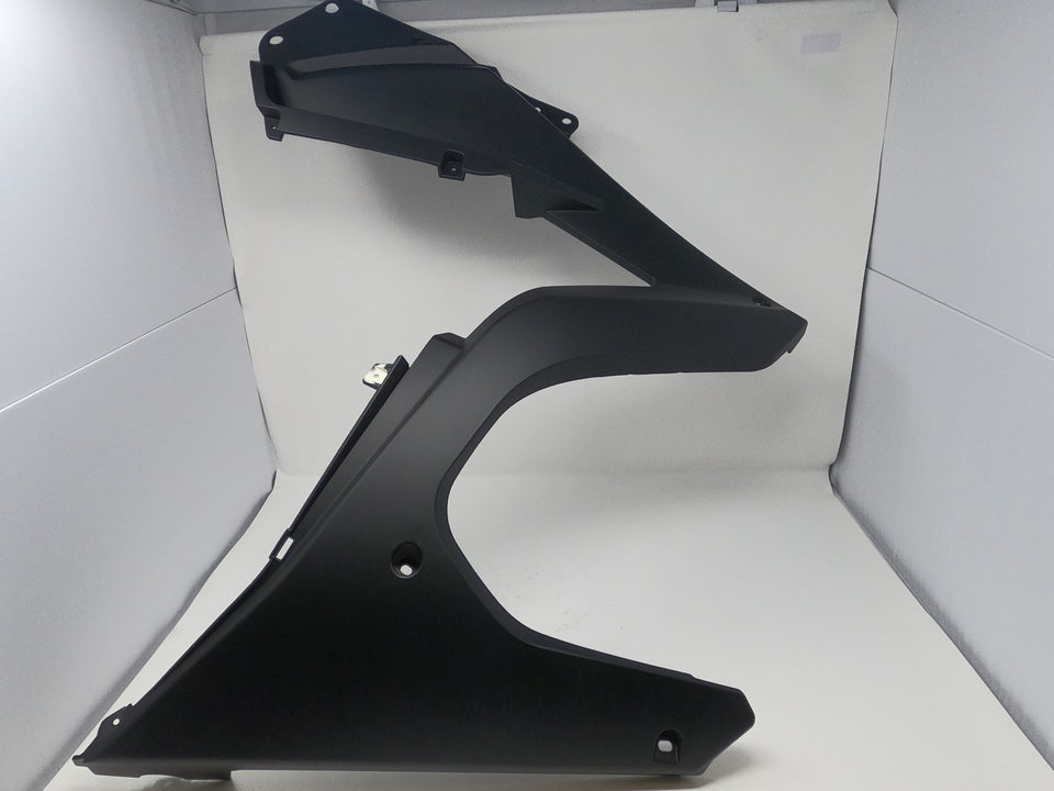 X19 200cc Automatic Motorcycle | Left Middle Fairing (03010677) Black