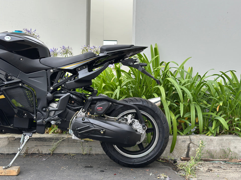 Venom x18R | 200cc Motorcycle | Automatic Transmission