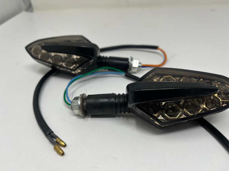 X22R 250cc | Right + Left  Signal Light  (9020146 + 9020145)