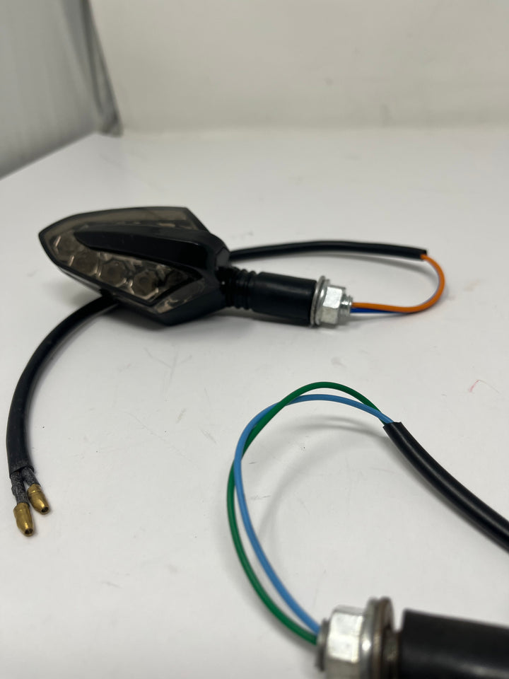 X22R 250cc | Right + Left  Signal Light  (9020146 + 9020145)