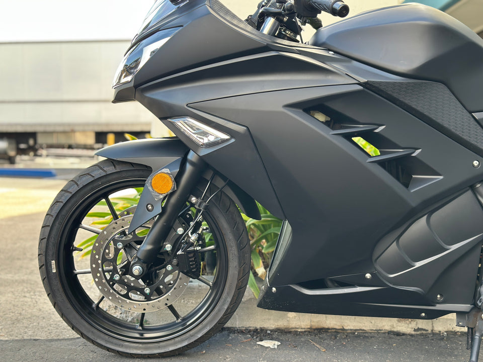 [OPEN-BOX SALE] Venom x22GT | 250cc Motorcycle | Automatic