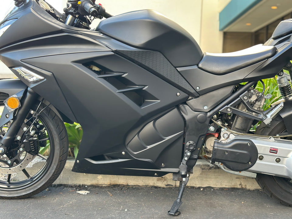 [OPEN-BOX SALE] Venom x22GT | 250cc Motorcycle | Automatic