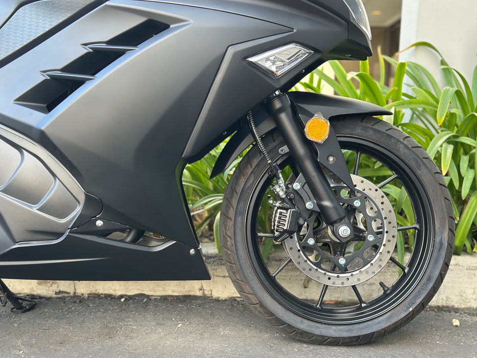 [OPEN-BOX SALE] Venom x22GT | 250cc Motorcycle | Automatic