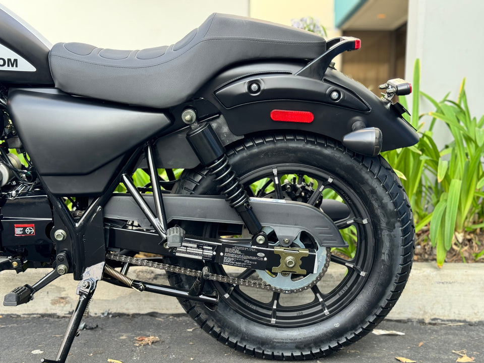 Venom Ghost | 250cc Chopper | 5 Speed | Matte Black