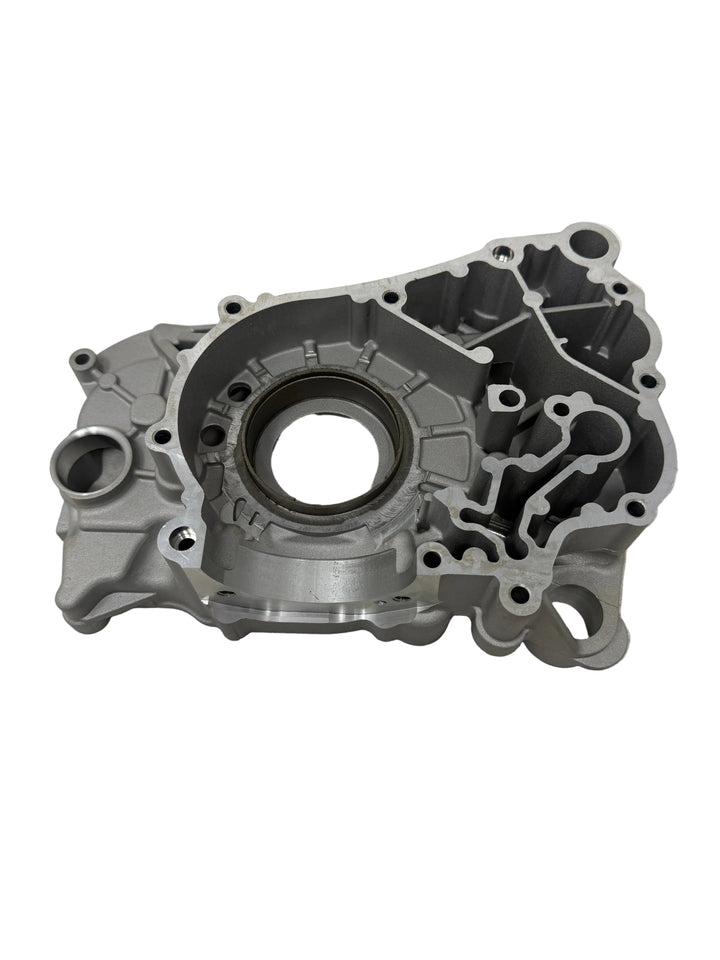 X22GT EFI Fuel Injected Motorcycle | Right Crankcase (YYSLL250601)