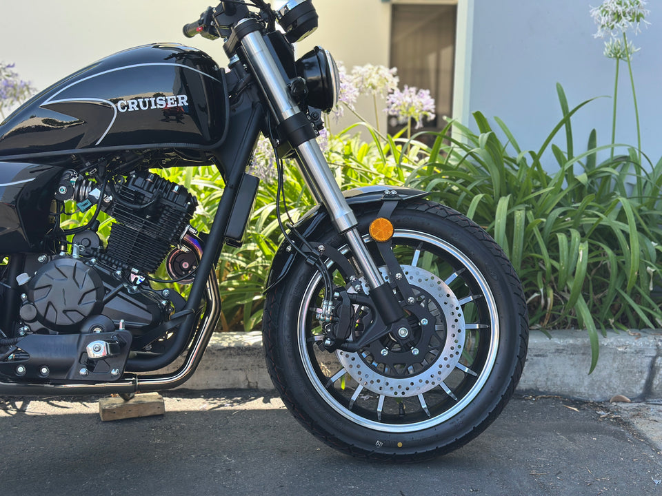 Venom Cruiser | 250cc Chopper | Fuel-Injected | 6-Speed