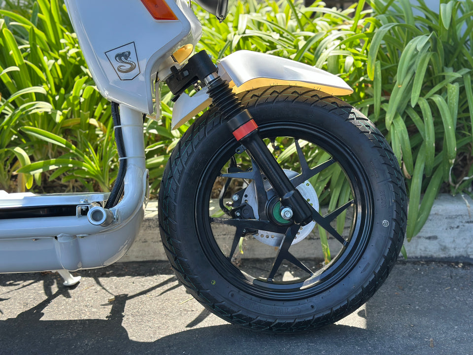 Venom Reckless | 50cc Scooter | Automatic Transmission