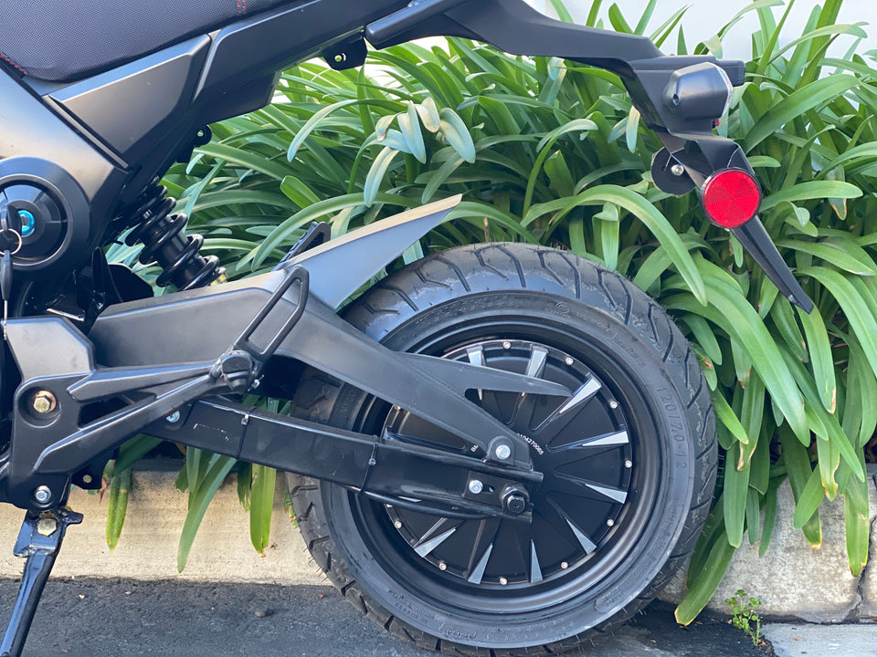 Evader electric store motorcycle